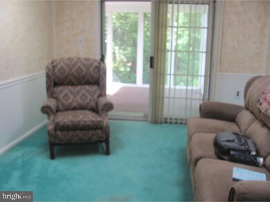 29 Pinecrest Dr, Woodbury, NJ 08096 - photo 5