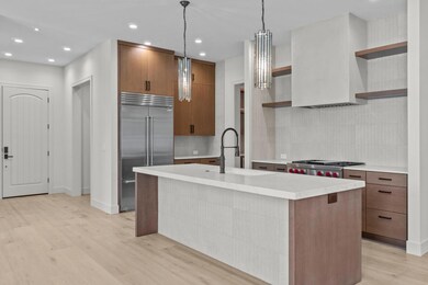 63181 NW Via Cambria, Bend, OR 97703 - photo 5