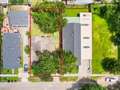 608 Northwood St, Houston, TX 77009 - photo 3