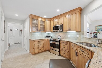 7 Golden Ct, Westborough, MA 01581 - photo 4