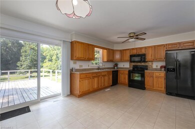 2649 Winding Woods Ln, Asheboro, NC 27205 - photo 6