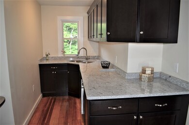 588 Whittenton St, Taunton, MA 02780 - photo 5