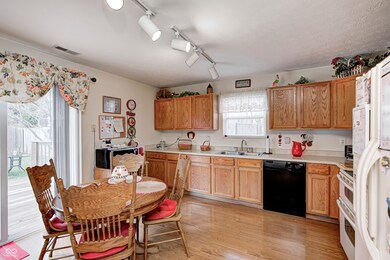 8314 Corinth Place, Indianapolis, IN 46227 - photo 7