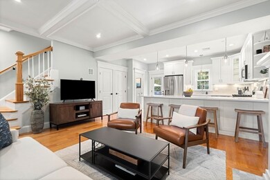 9 S Mason St unit 2, Salem, MA 01970 - photo 4