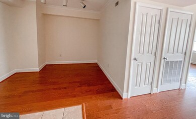 Station Square at Clarendon unit 806, Arlington, VA 22201 - photo 5