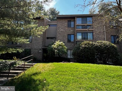 10528 Cross Fox Ln unit B2, Columbia, MD 21044 - photo 2