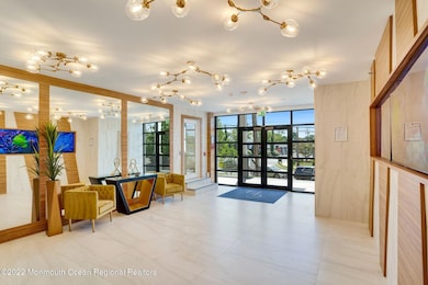 044_122_BODMAN_PLACE_384006_732460