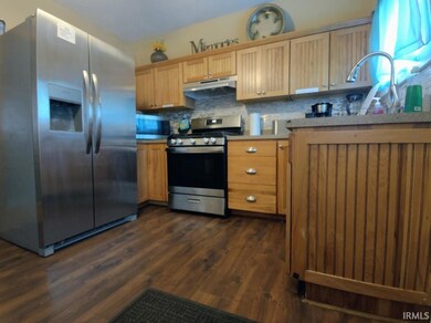 9207 N Koher Rd E, Syracuse, IN 46567 - photo 5