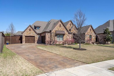 8601 Shadywood Ln, North Richland Hills, TX 76182 - photo 3
