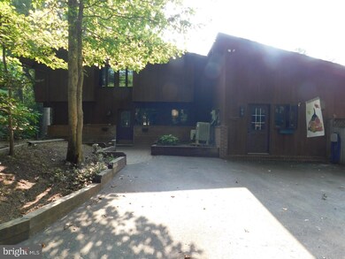 1200 Village Lake Dr, Davidsonville, MD 21035 - photo 2