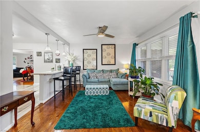 1325 Warfield Dr, Portsmouth, VA 23701 - photo 6