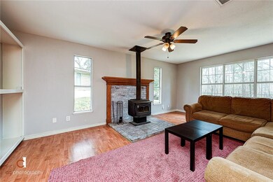 19 Grisham Dr, Bella Vista, AR 72715 - photo 2