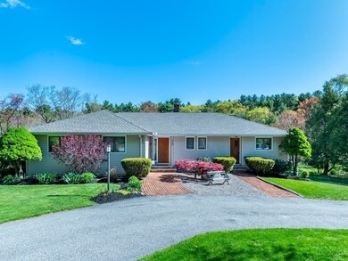 135 Argilla Rd, Andover, MA 01810 - photo 2