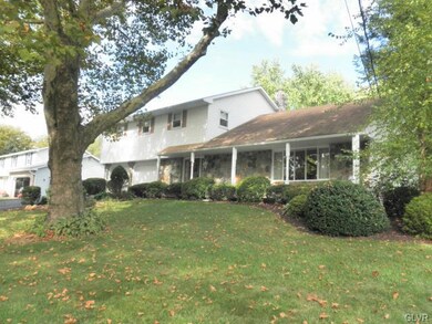 161 Blenheim Dr, Easton, PA 18045 - photo 2