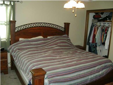 King size bed