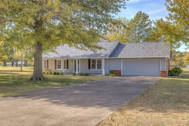 405 Will Rogers Loop E, Oologah, OK 74053 - photo 5