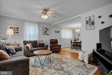 1210 Gregg Ave, Reading, PA 19607 - photo 3