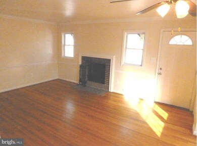 6302 Balfour Dr, Hyattsville, MD 20782 - photo 3