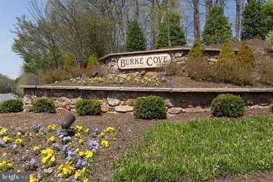 5831 Cove Landing Rd unit 202, Burke, VA 22015 - photo 3