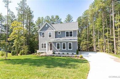 10454 Kings Pond Dr, Providence Forge, VA 23140 - photo 2