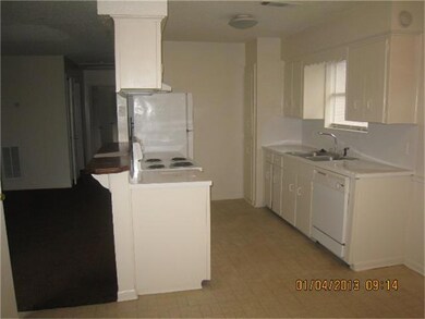 604 Verhalen Rd unit B, Alvin, TX 77511 - photo 6