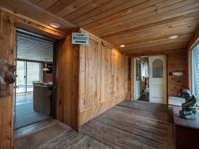 2668 Main St-1