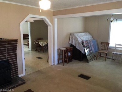 5828 Old Highway 60, Purlear, NC 28665 - photo 5