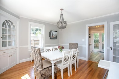 18 Sagamore St, Newport, RI 02840 - photo 4