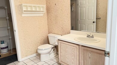 85 E Squantum St unit 11, Quincy, MA 02171 - photo 5