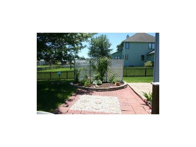 917 SW Raintree Dr, Lees Summit, MO 64082 - photo 6