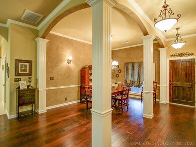 309 E 113th St S, Jenks, OK 74037 - photo 3