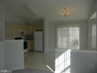 9536 Wesland Cir, Randallstown, MD 21133 - photo 7