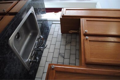 1347 Rodman Rd, Wilmington, DE 19805 - photo 6