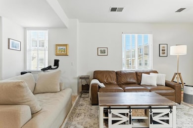 13009 Evening Creek Dr S unit 8, San Diego, CA 92128 - photo 3