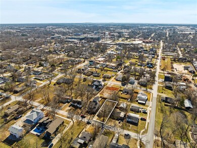 415 NW 7th St, Bentonville, AR 72712 - photo 3