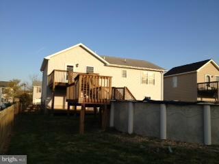 327 Universe Dr, Martinsburg, WV 25404 - photo 3