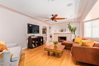 1280 E Edgemont Ave, Phoenix, AZ 85006 - photo 7