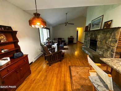 214 Lower Lakeview Dr, Hawley, PA 18428 - photo 4