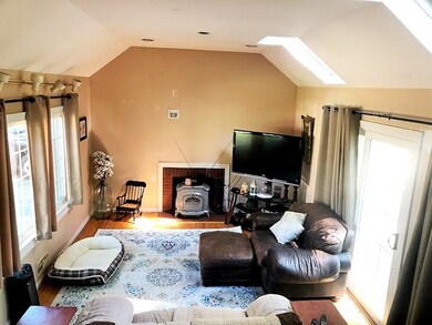 109 E Circle Dr, East Longmeadow, MA 01028 - photo 3