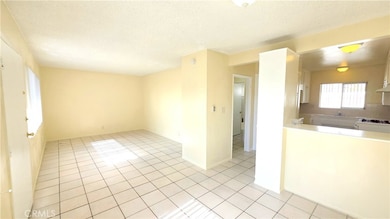 1026 W Granada Ct unit 16, Ontario, CA 91762 - photo 2
