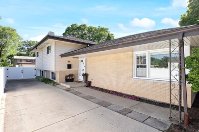 166 E Quincy St, Elmhurst, IL 60126 - photo 2