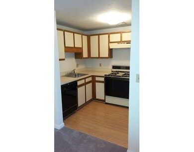 144 Hart St unit 16, Taunton, MA 02780 - photo 5