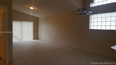 LIVING /DINING COMBO