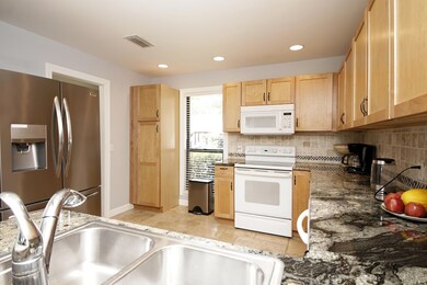 712SandpiperKitchen8