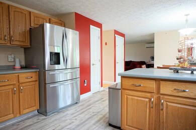 12 Lydston Ln, Litchfield, NH 03052 - photo 4