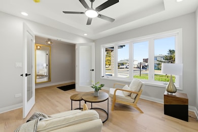 8332 S 77th Ct, Oak Lawn, IL 60455 - photo 3