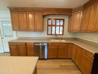 2139 S La Rosa Dr, Tempe, AZ 85282 - photo 6