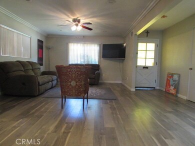 588 W 7th St, Upland, CA 91786 - photo 4