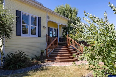 985 E College St, Mount Angel, OR 97362 - photo 3