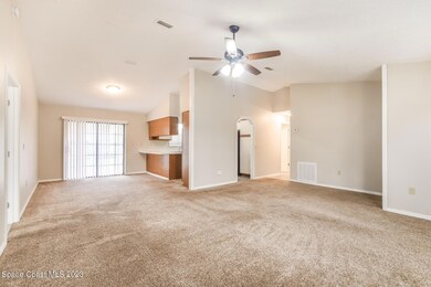 018-photo-living-room-12907704